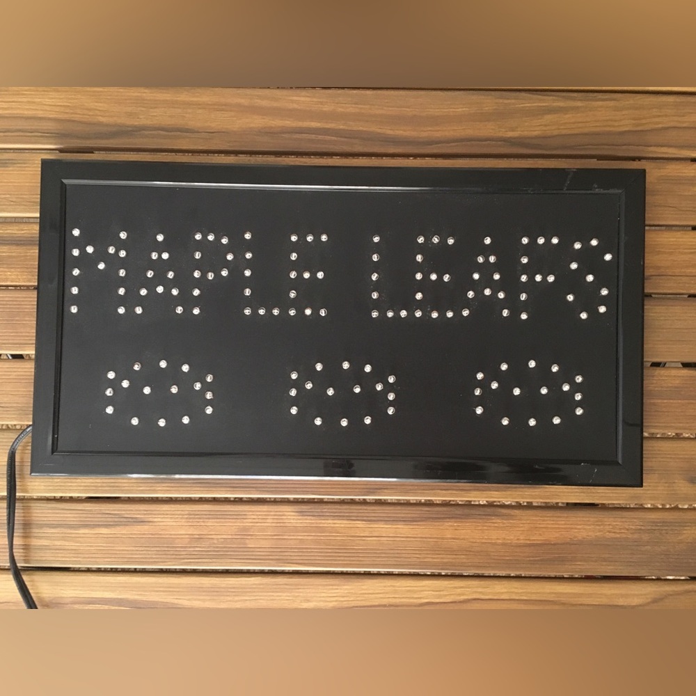 Maple Leafs Black LED Light Up Sign Man Cave Rec Room Wall Decor Go Sports